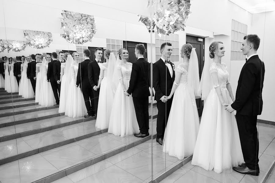 結婚式の写真家Paweł Tusiński (artiso)。2023 2月22日の写真