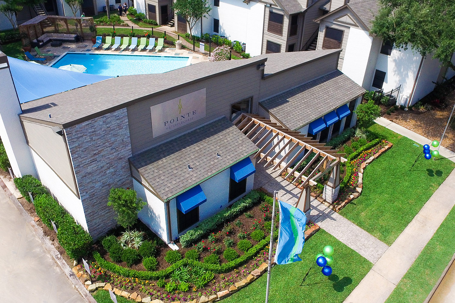 Pointe At Steeplechase Apartments In Houston
