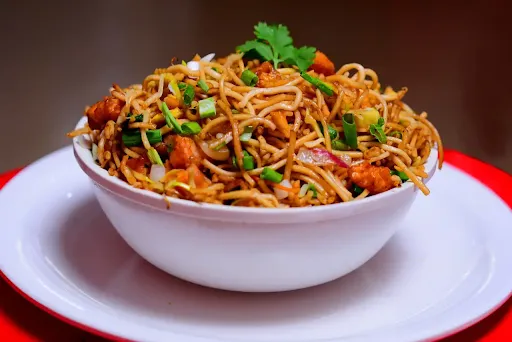 Chicken Schezwan Noodles