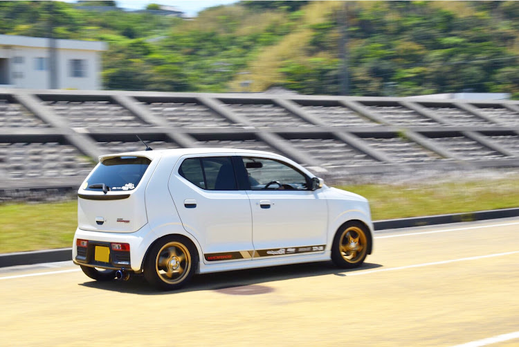 WRX STIの流し撮りに関するカスタム事例の投稿画像7枚目