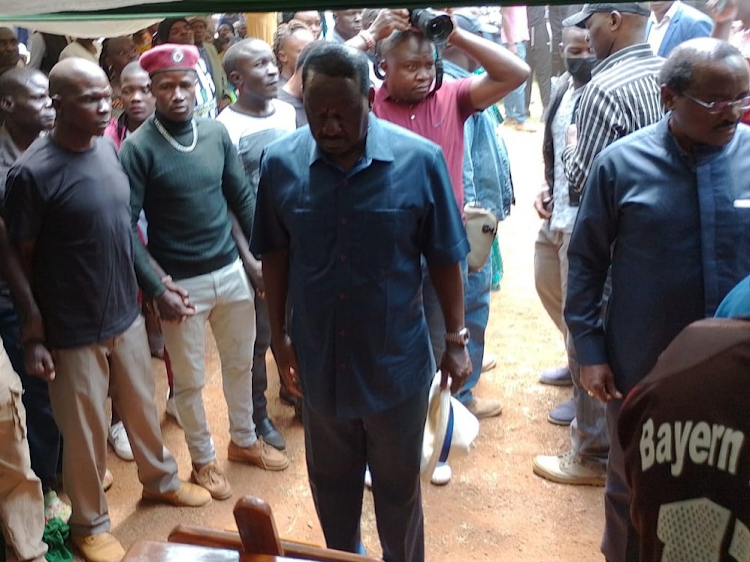 Raila Odinga pays last respect to alleged victims of police brutality in Bondo