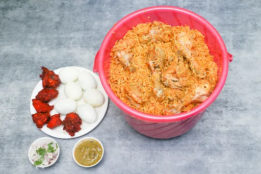 Chicken Bucket Biryani [Serves 6]