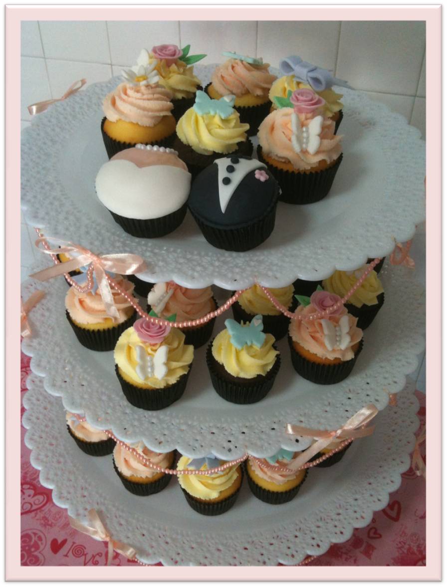 cupcake tiers for weddings