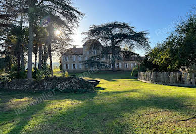 Propriété avec piscine 2