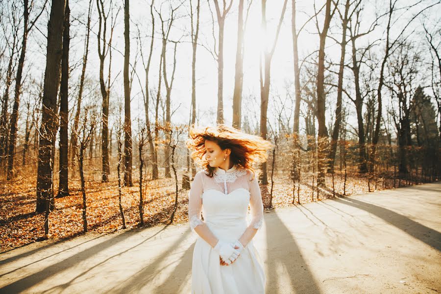 Photographe de mariage Yuliya Bahr (ulinea). Photo du 8 avril 2014