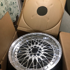 クラウンセダン JZS151
