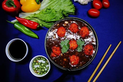 Veg Manchurian Gravy (6 Pcs) [DOTD]