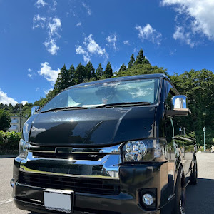 ハイエースバン