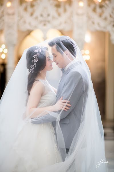 Wedding photographer Fender Luangsaardkul (fenderfoto). Photo of 6 April 2018