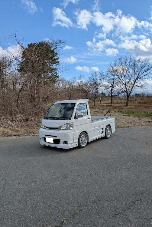 ハイゼットトラックのDIY・グリル大百科に関するカスタム事例の投稿画像1枚目