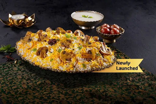 Taj-e-Khumb Biryani (Mushroom Biryani - Serves 4-5)