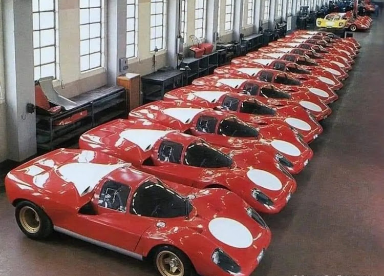 AZ-1の紛れてみたシリーズ・加工アプリ・合成アプリ・ランボルギーニミウラ・どこにでもある車に関するカスタム事例の投稿画像4枚目