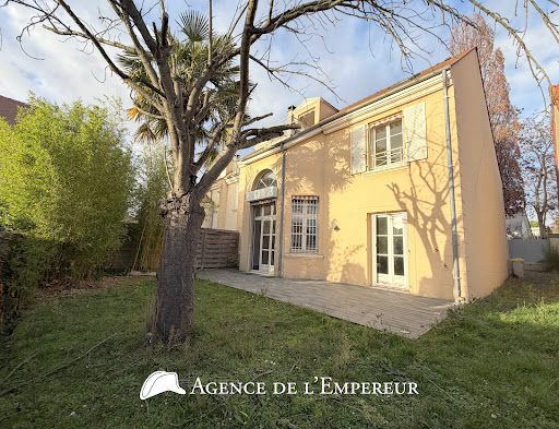 Maison avec terrasse 1