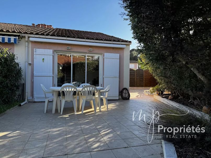 Vente propriété 3 pièces 29 m² à Le Lavandou (83980), 330 000 €