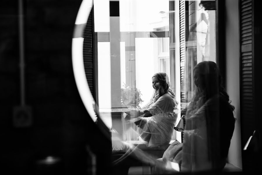 Fotógrafo de casamento Aglaya Zhuravleva (shadoof). Foto de 5 de janeiro 2018