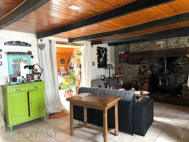 Vente maison 3 pièces 86 m² à Le Cloître-Pleyben (29190), 139 900 €