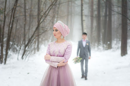 Fotógrafo de casamento Lenar Yarullin (yarullinlenar). Foto de 27 de janeiro 2018