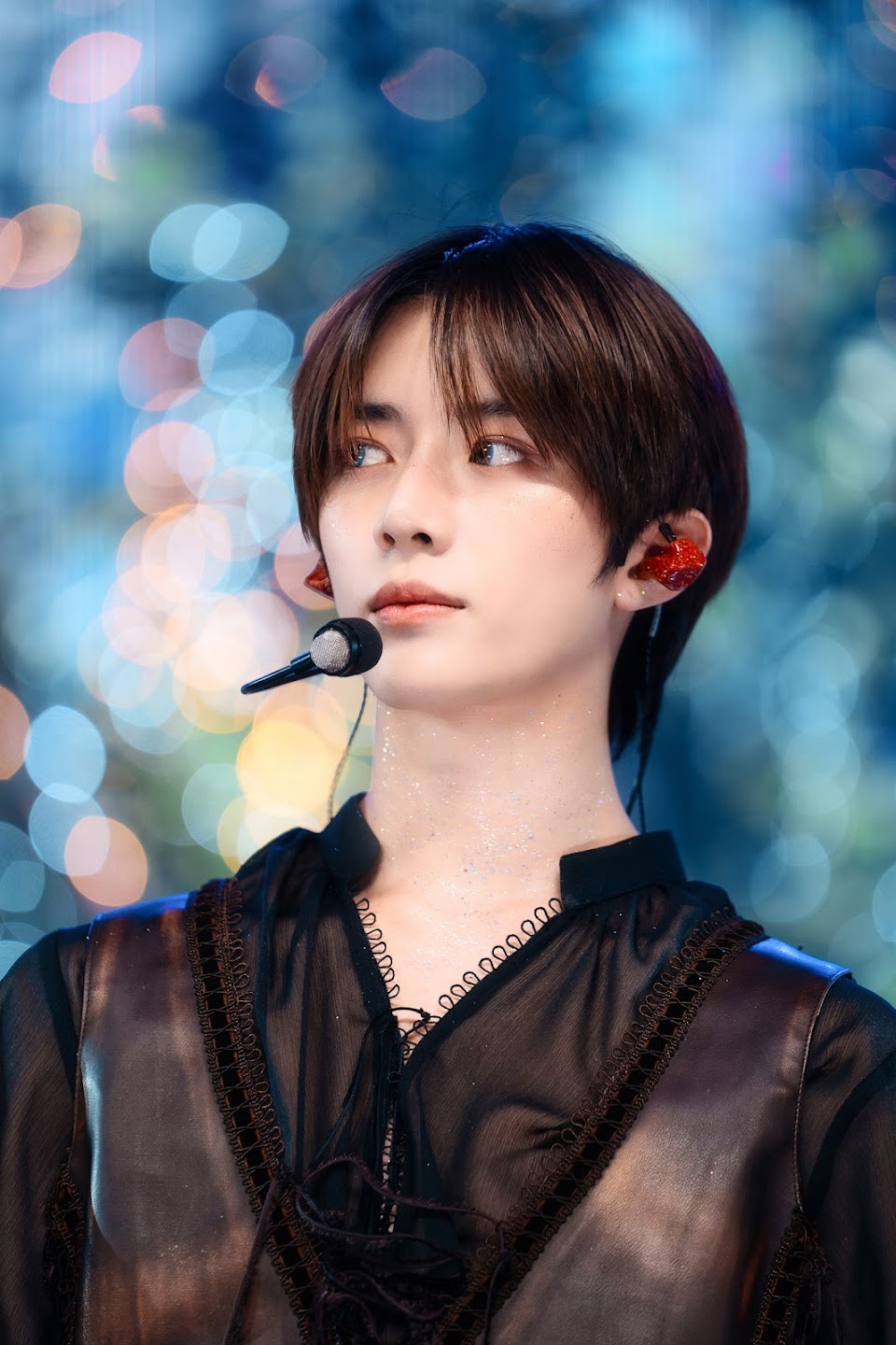 Some Netizens Are Convinced TXT's Beomgyu Is Dating LE SSERAFIM's ...