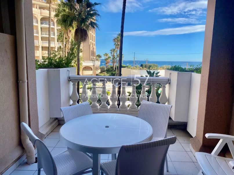 Vente appartement 2 pièces 26 m² à Cannes la bocca (06150), 189 000 €