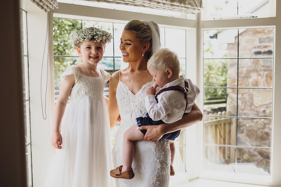 Wedding photographer Jess Yarwood (jessyarwoodphoto). Photo of 17 June 2019