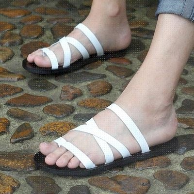 Title 4, Mens slippers, sandals, and flip flops for ult...