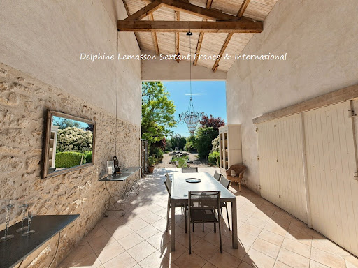House with pool and terrace 5