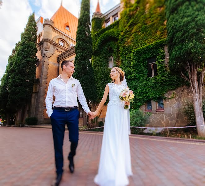 Wedding photographer Yuliya Nazarova (nazarovajulia). Photo of 25 October 2017