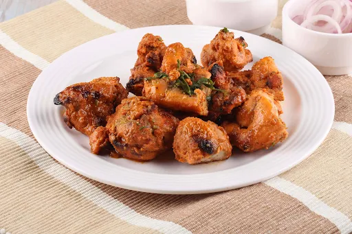 Chicken Tikka With Mint Sauce [8 Pieces]