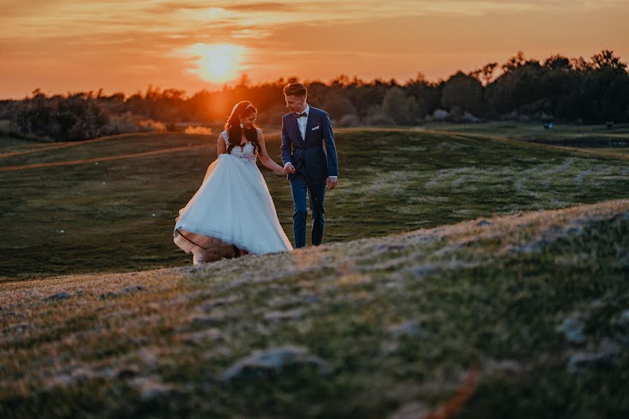 Svatební fotograf Daniel Schaffer (dasignarts). Fotografie z 7.října 2019