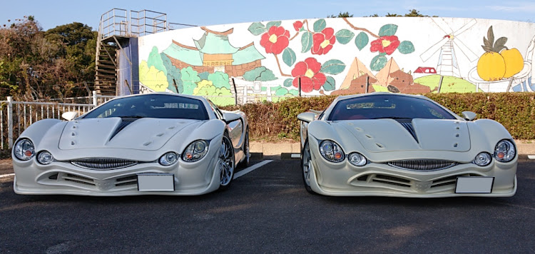 オロチの2020年・新年のご挨拶・ファイナルオロチ・光岡自動車の宣伝・本年も宜しくお願いしますに関するカスタム事例の投稿画像1枚目