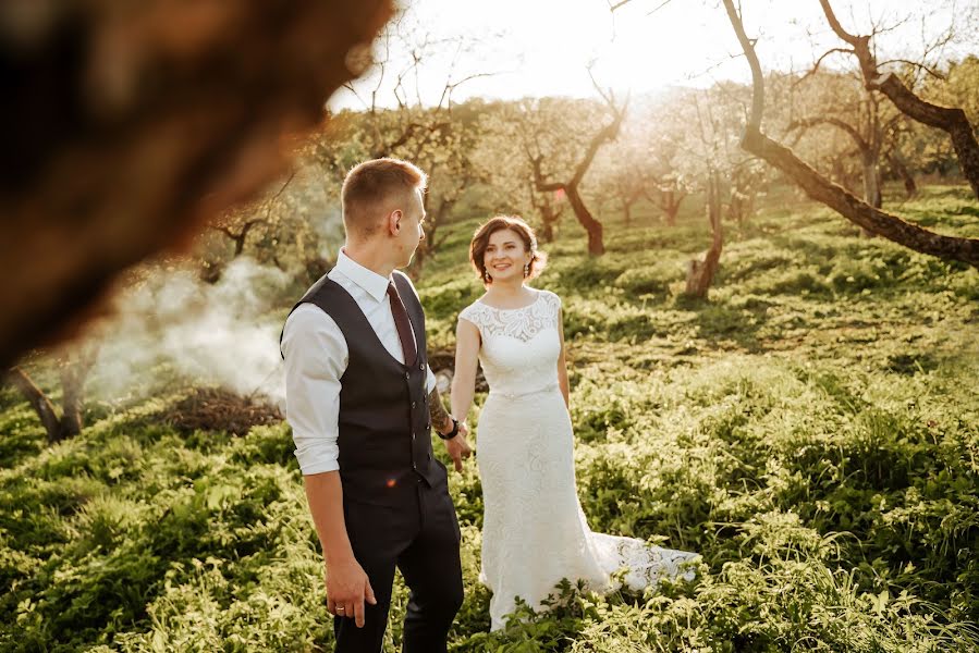 Fotógrafo de casamento Katrin Shustrova (katrinshus). Foto de 15 de janeiro 2019