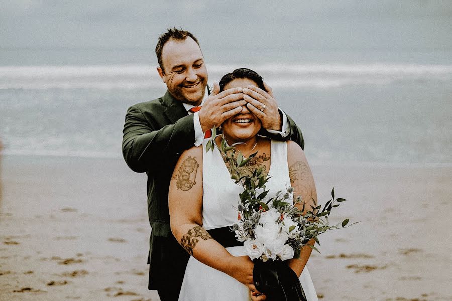 Fotógrafo de casamento Rendhi Pramayuga (rendhi1507). Foto de 5 de janeiro 2018