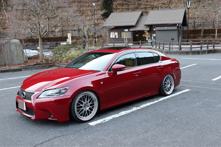 GSのGS350・左斜め前写真展に関するカスタム事例の投稿画像1枚目