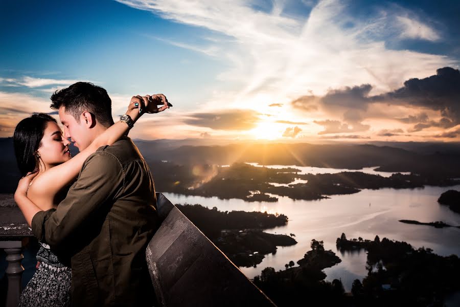 Fotógrafo de casamento Vicale Fotografía (vicaleempresad). Foto de 22 de março 2019