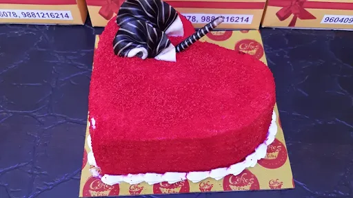 Heart Shape Red Velvet Cake [500 Grams]