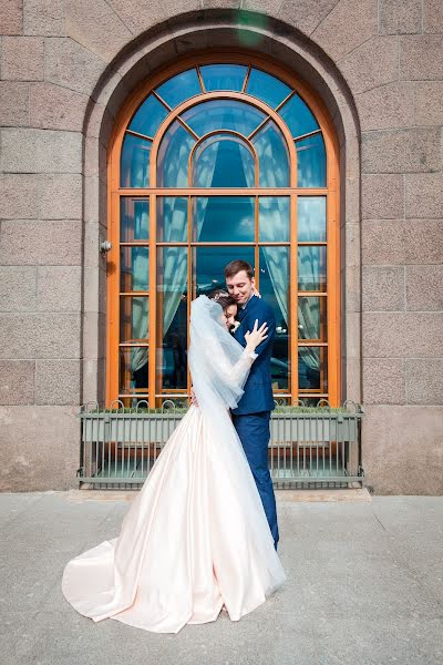 Fotógrafo de casamento Yuliya Borisova (juliasweetkadr). Foto de 1 de junho 2018