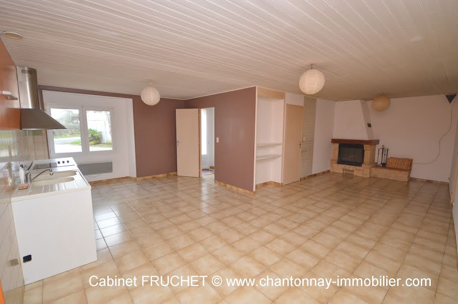 Vente maison 3 pièces 70 m² à La Châtaigneraie (85120), 101 650 €