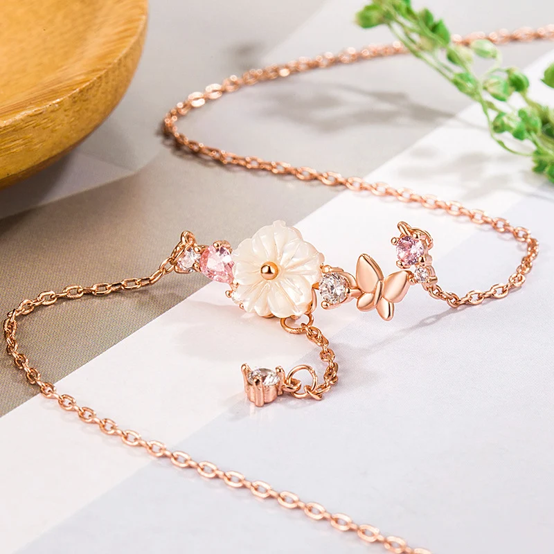 Collier fleur papillon coquillage chaîne clavicule douce – Un bijou délicat pour sublimer votre décolleté et ajouter une touche romantique.