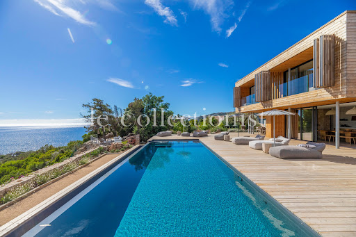 House with pool 4