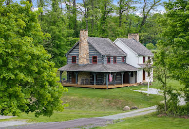 Farmhouse with garden 1