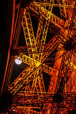 Tour Eiffel-Geometrie notturne di maurizio.simionato.96