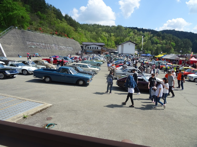 スカイライン GT-Rのカーボン・旧車・イベント・結婚式に関するカスタム事例の投稿画像2枚目