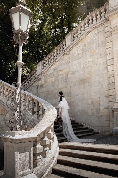 Fotógrafo de casamento Alyona Boiko (alyonaboiko). Foto de 23 de outubro 2023