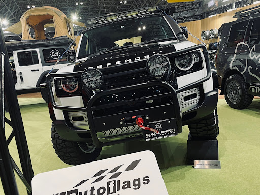 ディフェンダー のブラックライノ Mljwheels 東京オートサロン22 ディフェンダー 110 ニットーマッドグラップラーに関するカスタム メンテナンスの投稿画像 車のカスタム情報はcartune
