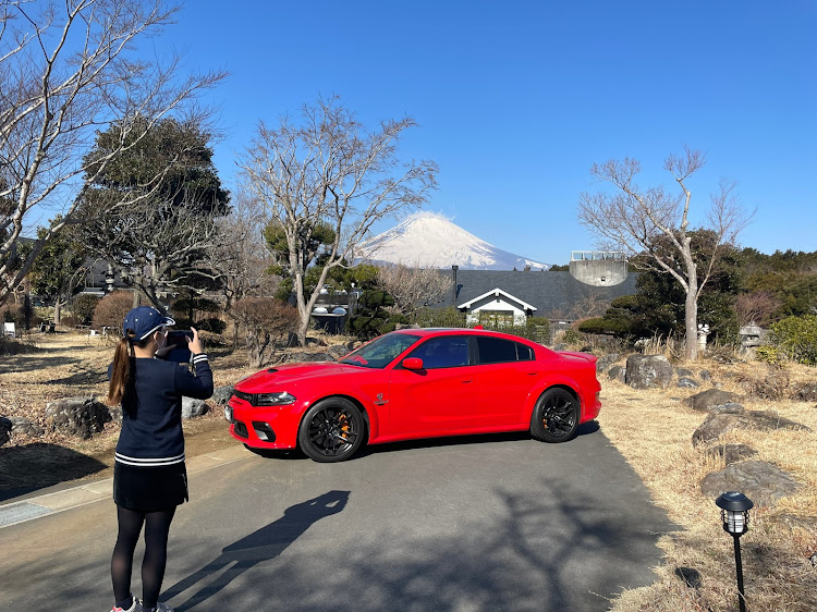 チャージャーのドライブ・3月もよろしくお願いします・戦争反対に関するカスタム事例の投稿画像2枚目