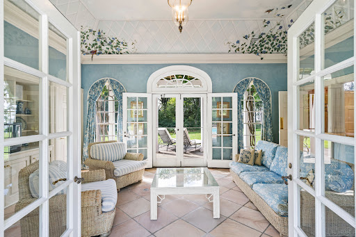 House with pool and garden 1