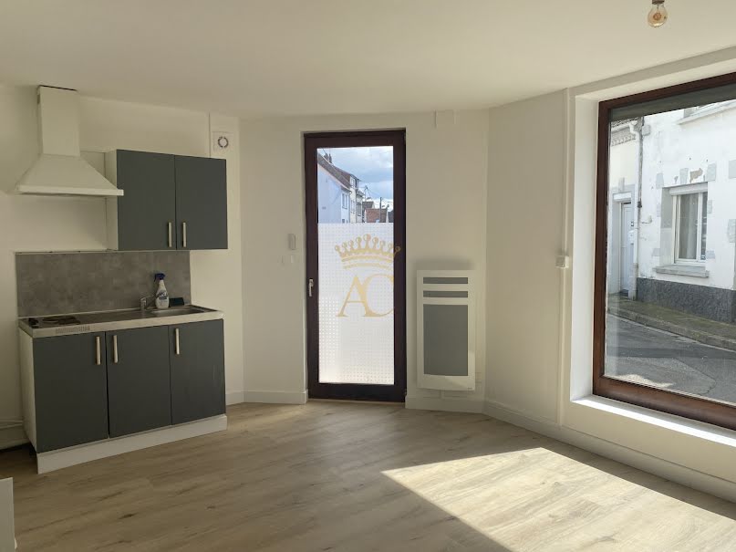 Location  appartement 1 pièce 28 m² à Etaples (62630), 450 €