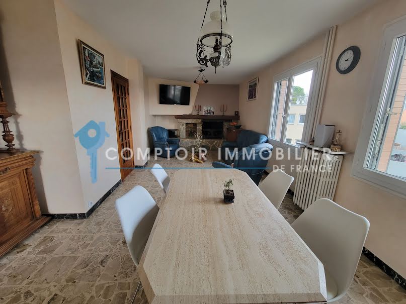 Vente maison 7 pièces 230 m² à Aubenas (07200), 340 000 €