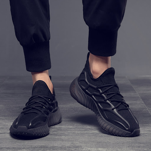Title 5, Coconut Mens Breathable Mesh Sports Shoes. Des...