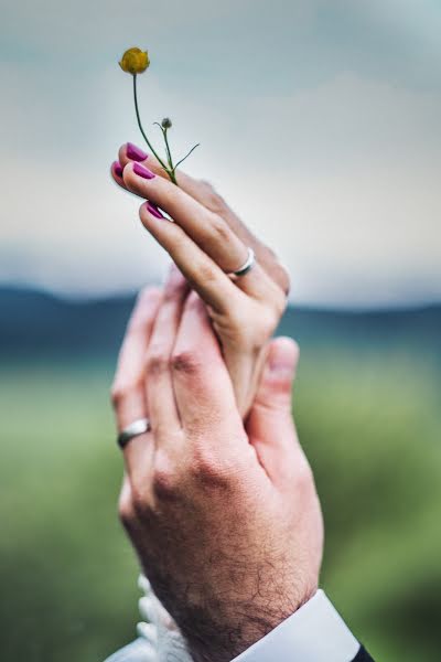 Fotografo di matrimoni Cristina Venedict (cristinavenedic). Foto del 2 agosto 2021